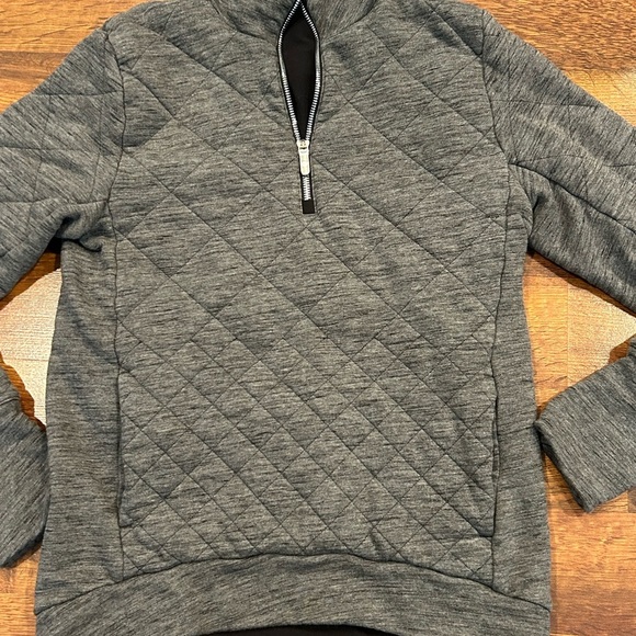 Lululemon Forever Warm Pullover Heather Dark Grey Quilted Size 2 - Picture 2 of 9